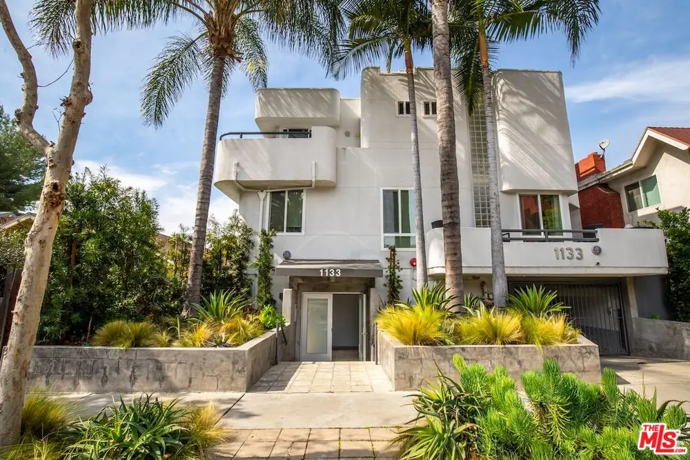 1131 N Formosa Ave #5