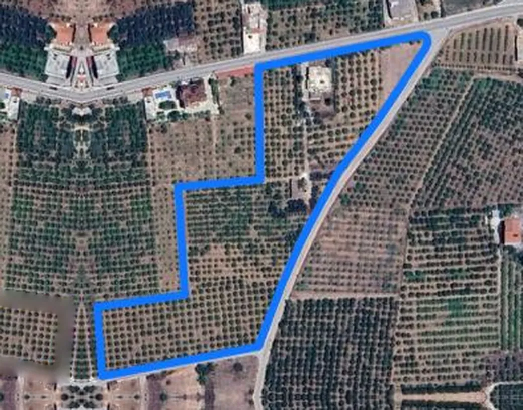 Satellite view of the 240 Pirgella parcel, outlined in blue